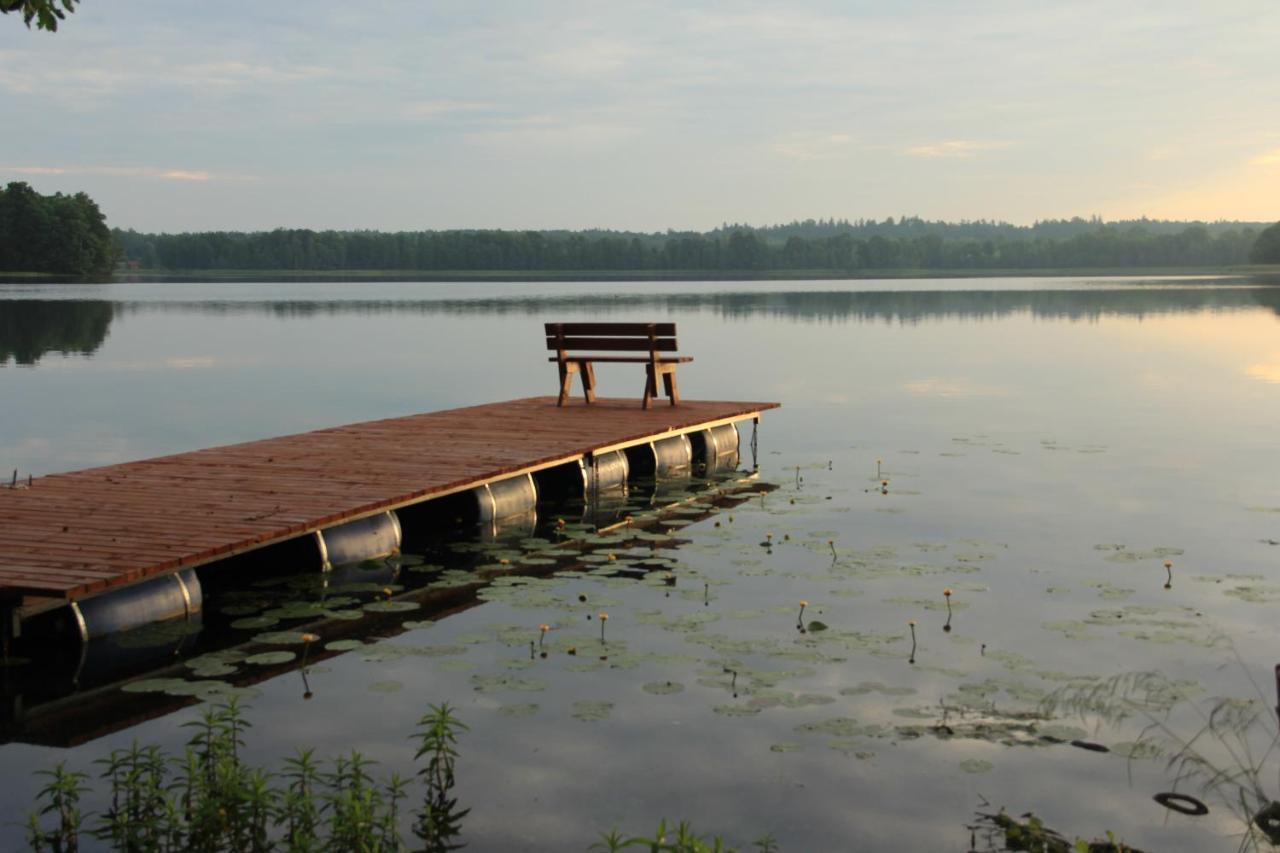 Czarna Jachta - Na Szlaku Legend - - - - - Pokoje Nad Jeziorem Kruklanki Exteriör bild