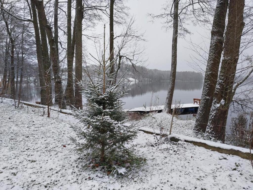 Czarna Jachta - Na Szlaku Legend - - - - - Pokoje Nad Jeziorem Kruklanki Exteriör bild